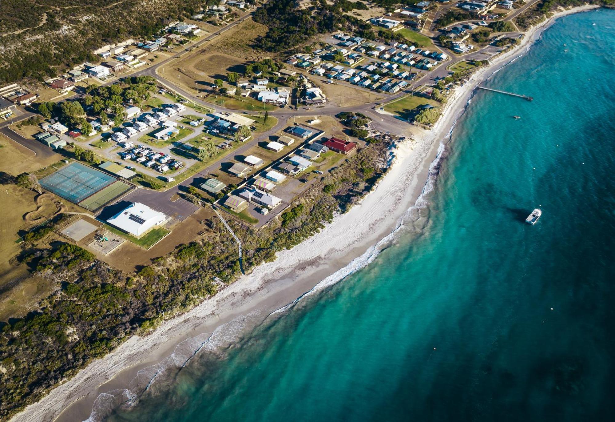 Horrocks Beach Caravan Park ภายนอก รูปภาพ