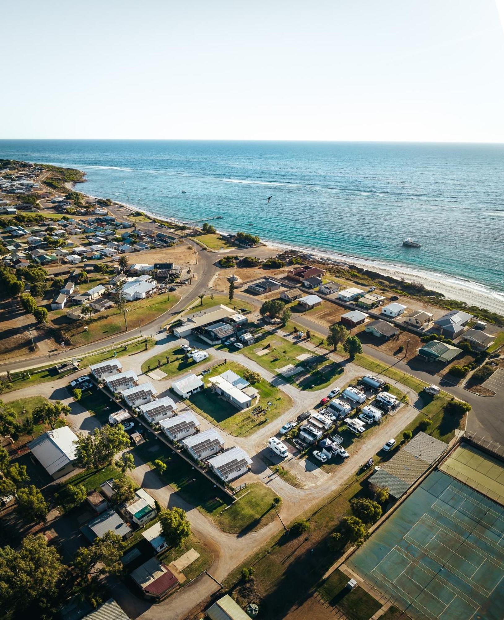 Horrocks Beach Caravan Park ภายนอก รูปภาพ