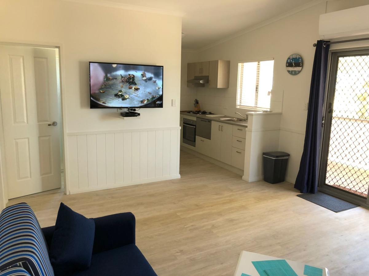 Horrocks Beach Caravan Park ภายนอก รูปภาพ