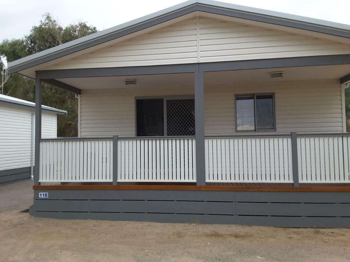 Horrocks Beach Caravan Park ภายนอก รูปภาพ