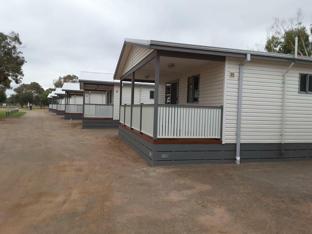 Horrocks Beach Caravan Park ภายนอก รูปภาพ